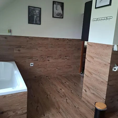 Tuterra Iv דירה *