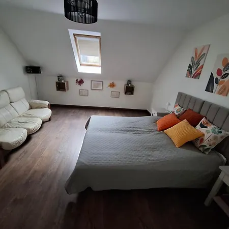 Tuterra Iv דירה *